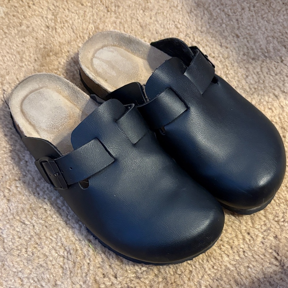Classic Black faux Leather Clogs